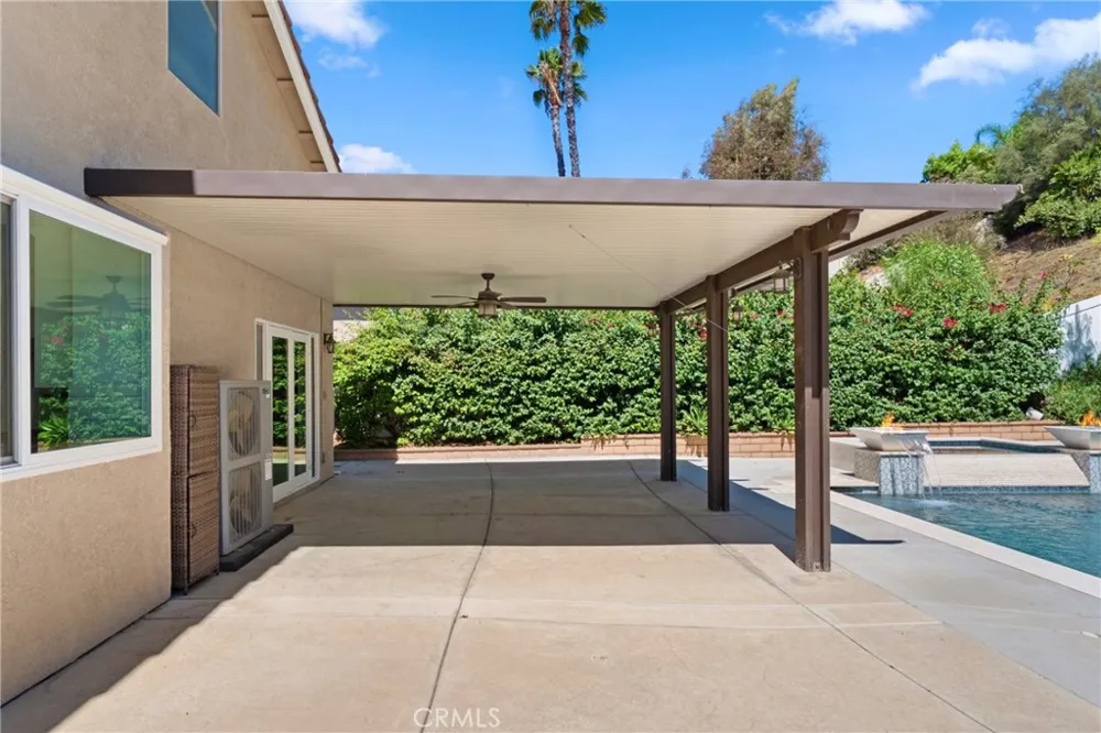43490 Calle Nacido Temecula, CA 92592