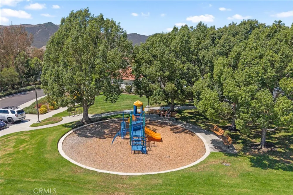 43490 Calle Nacido Temecula, CA 92592