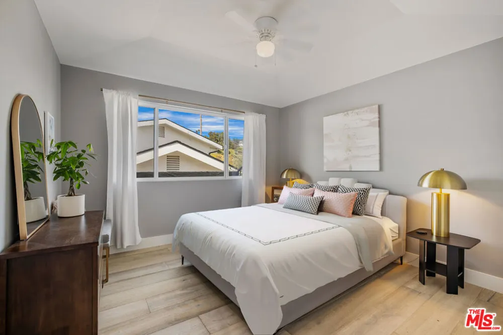 8400 Mulholland Drive Los Angeles, CA 90046