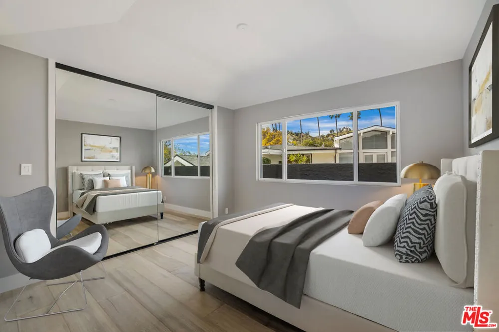 8400 Mulholland Drive Los Angeles, CA 90046