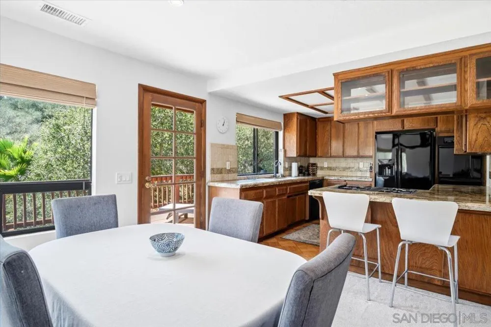 20455 FORTUNA DEL SUR Escondido, CA 92029