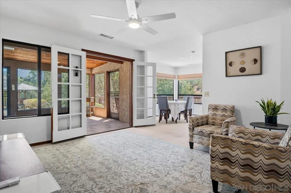 20455 FORTUNA DEL SUR Escondido, CA 92029