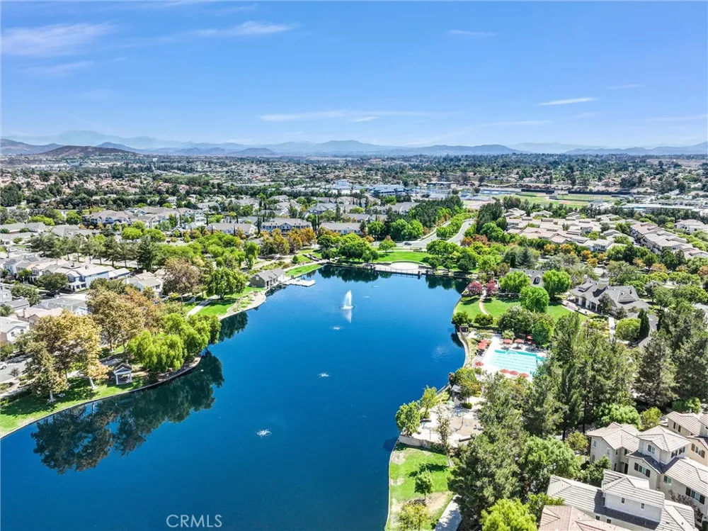 40274 Rosewell Court Temecula, CA 92591