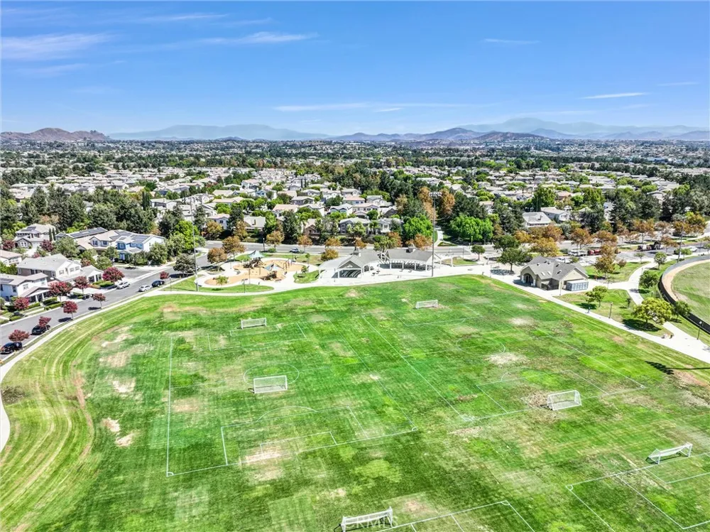 40274 Rosewell Court Temecula, CA 92591