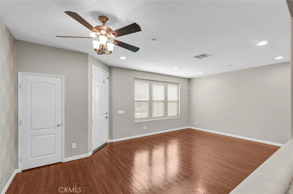 40274 Rosewell Court Temecula, CA 92591