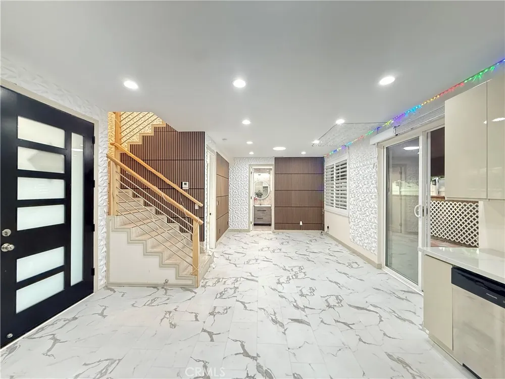 9109 Whitmore Street Rosemead, CA 91770