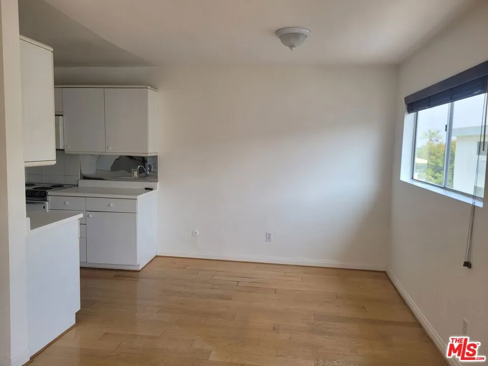 960 Larrabee Street #310 West Hollywood, CA 90069