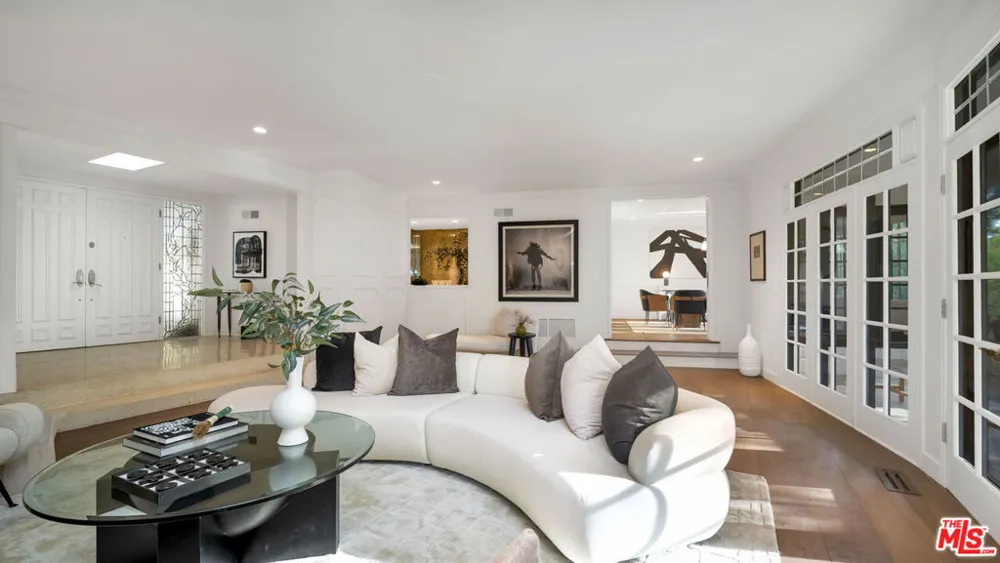 1163 Angelo Drive Beverly Hills, CA 90210