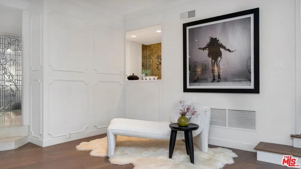 1163 Angelo Drive Beverly Hills, CA 90210