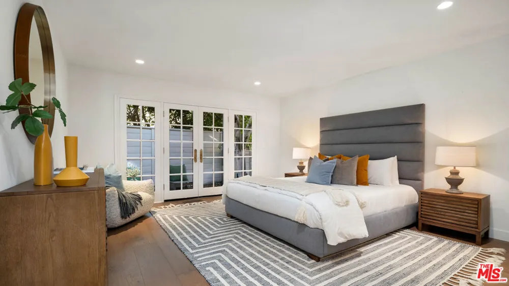 1163 Angelo Drive Beverly Hills, CA 90210