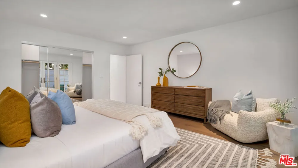 1163 Angelo Drive Beverly Hills, CA 90210