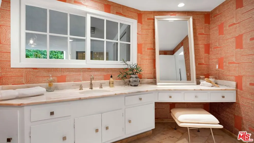 1163 Angelo Drive Beverly Hills, CA 90210