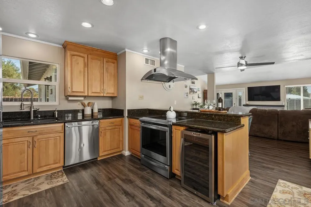 13329 Olive Meadows Dr Poway, CA 92064
