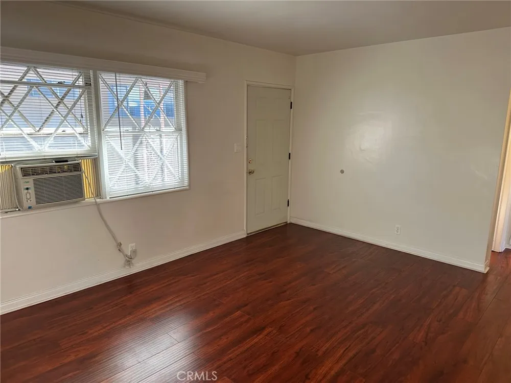 611 E Santa Anita Avenue Burbank, CA 91501