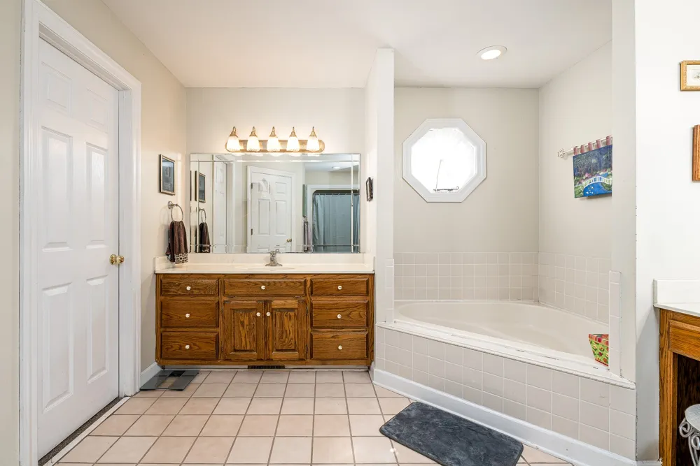 6521 Breckenridge Cv Columbia, TN 38401
