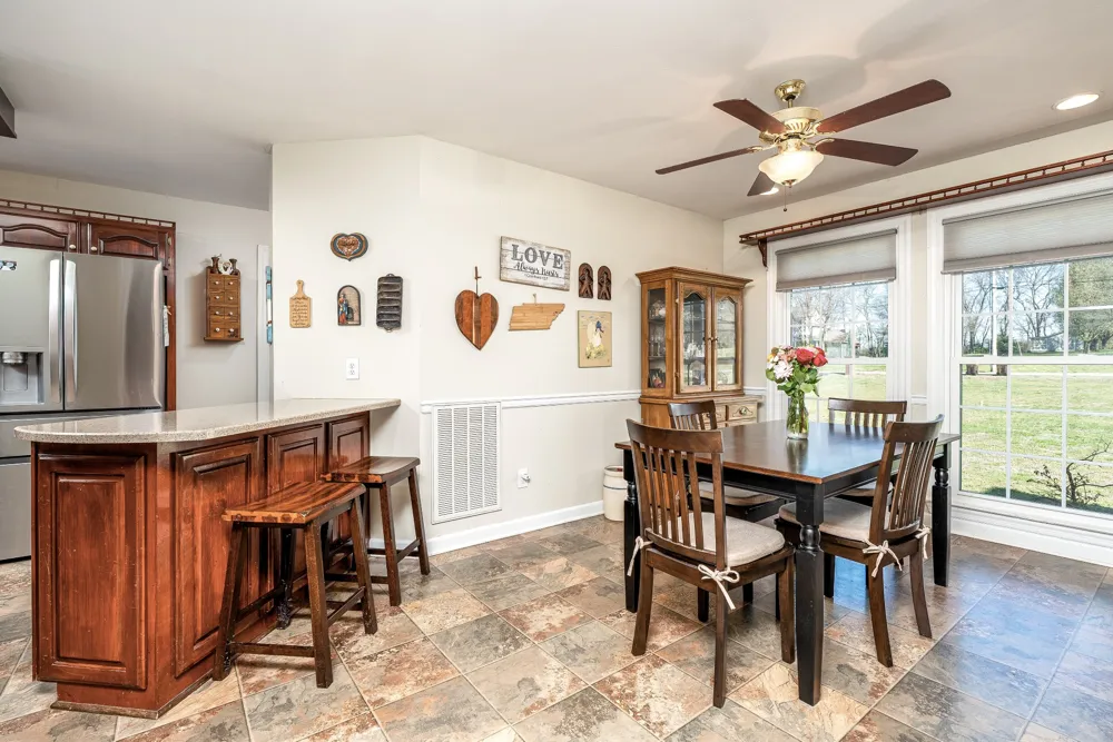 6521 Breckenridge Cv Columbia, TN 38401