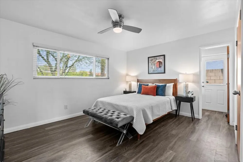 359 W Bon Air Drive Palm Springs, CA 92262