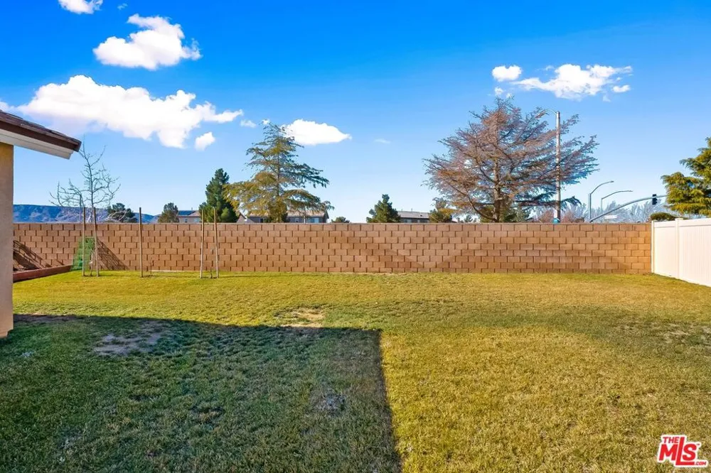 43941 59th Street Lancaster, CA 93536