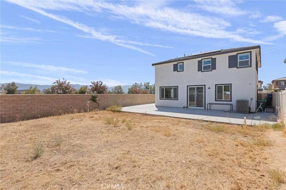 19154 River Rock Ct Lake Elsinore, CA 92532