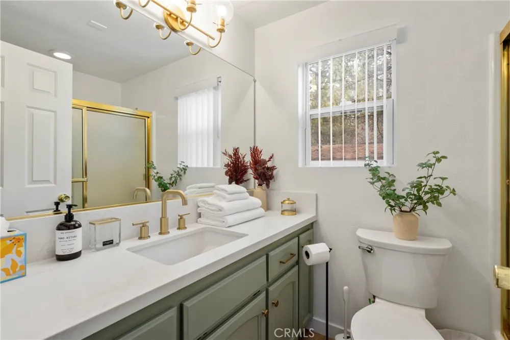 606 Merced Big Bear Lake, CA 92315