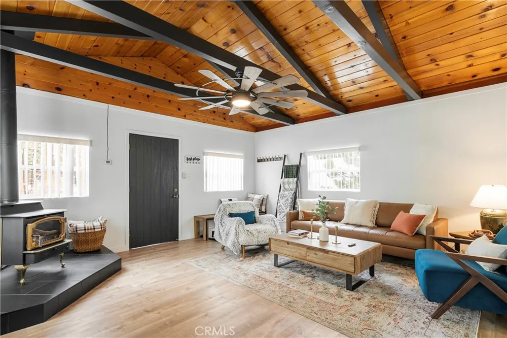 606 Merced Big Bear Lake, CA 92315