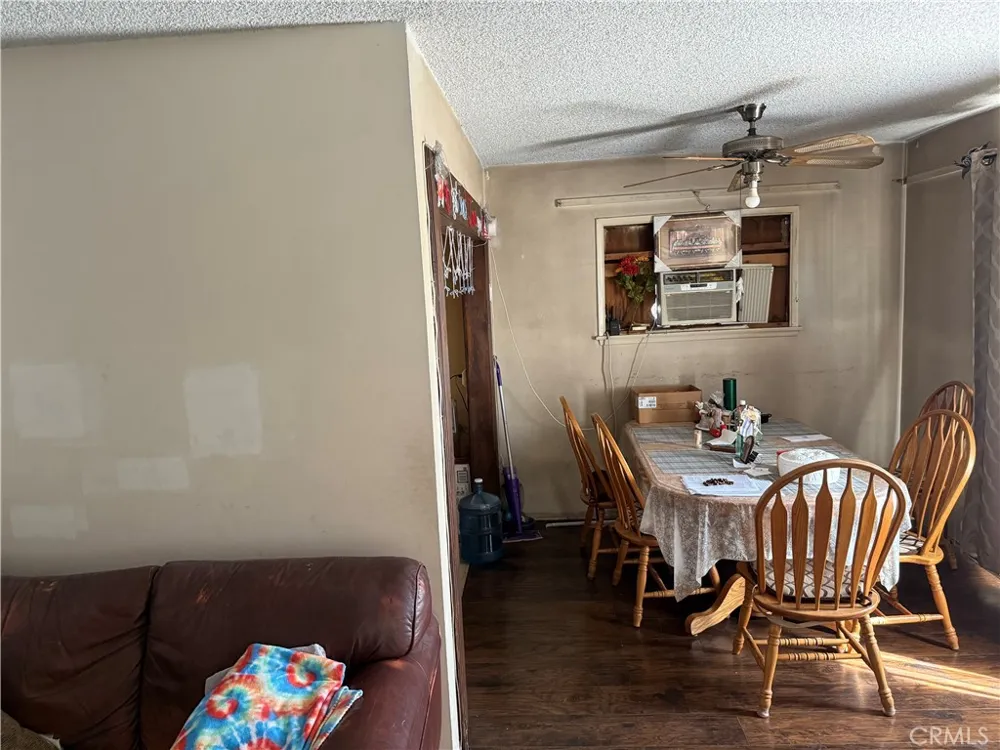 709 S Susanna West Covina, CA 91790