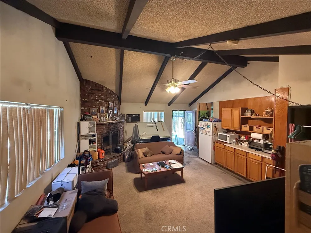 709 S Susanna West Covina, CA 91790
