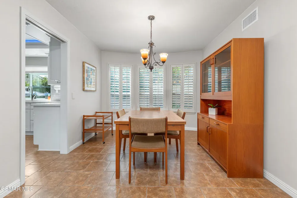 30130 Leticia Court Agoura Hills, CA 91301