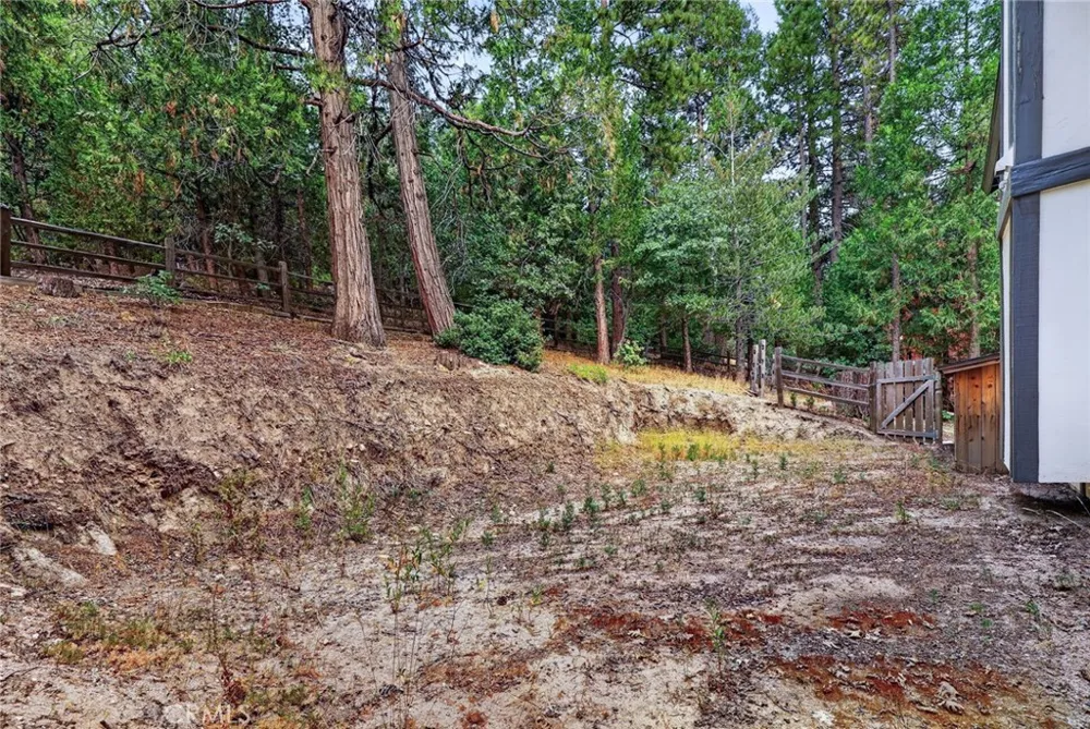 349 Golf Course Lake Arrowhead, CA 92352