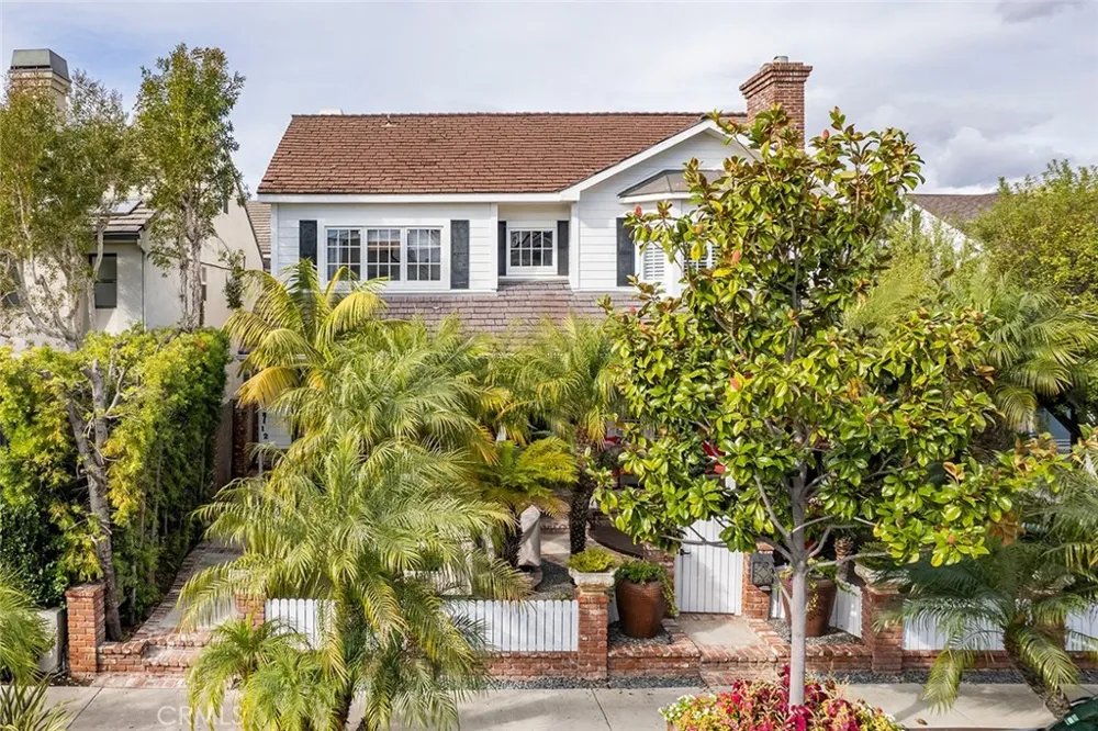 417 Orchid Avenue #2 Corona del Mar, CA 92625
