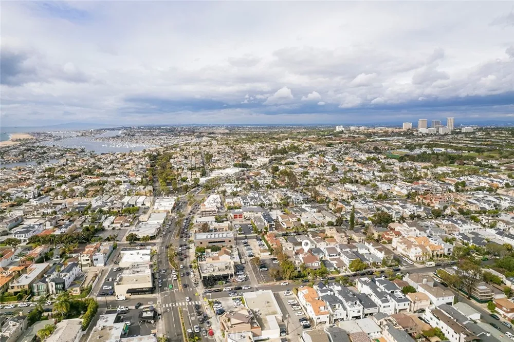 417 Orchid Avenue #2 Corona del Mar, CA 92625