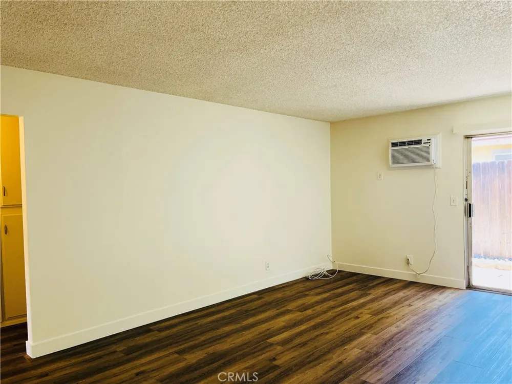 7612 Amazon #2 Huntington Beach, CA 92647