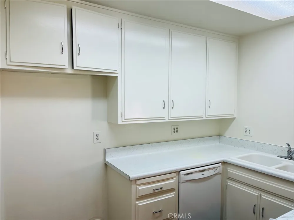 7612 Amazon #2 Huntington Beach, CA 92647