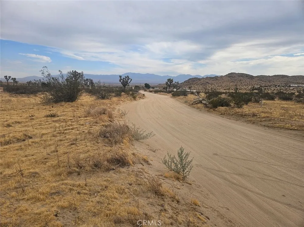 205 E Avenue J4 Lancaster, CA 93535