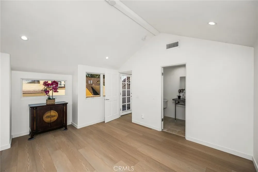 506 Acacia Newport Beach, CA 92625