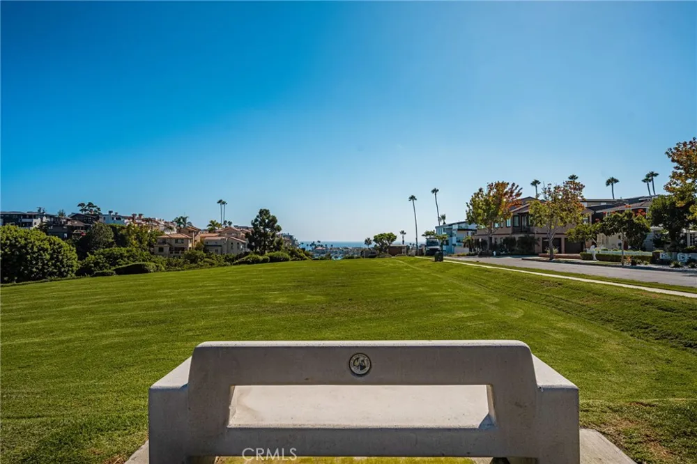506 Acacia Newport Beach, CA 92625