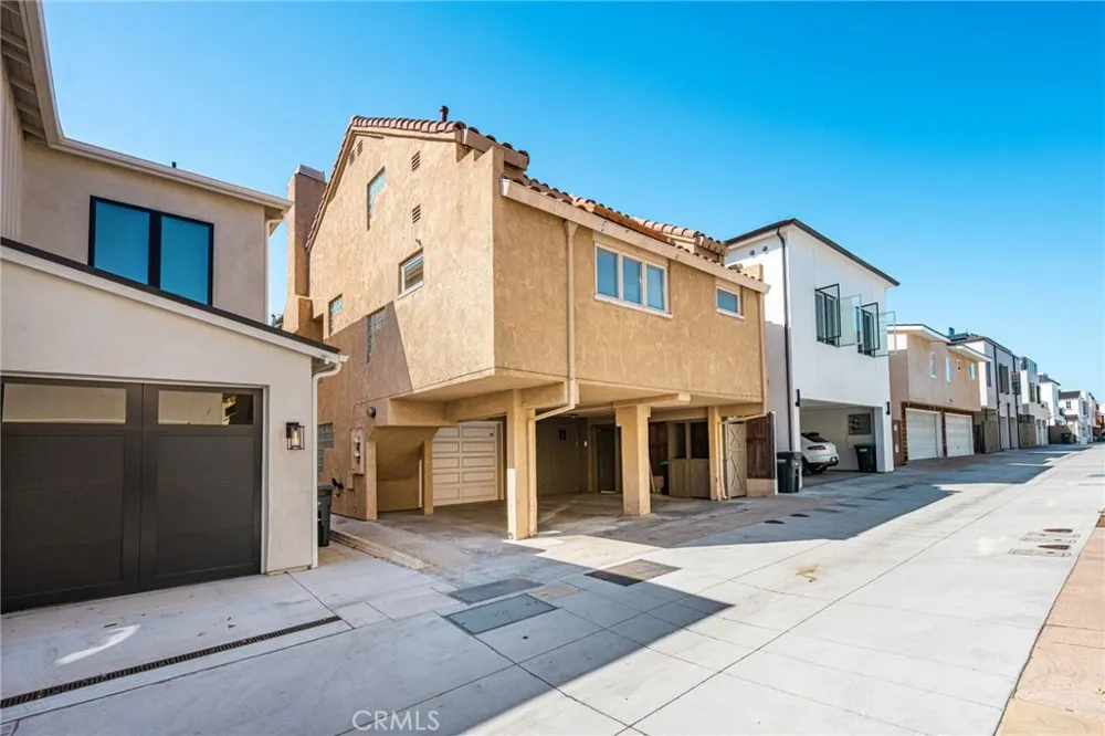 506 Acacia Newport Beach, CA 92625