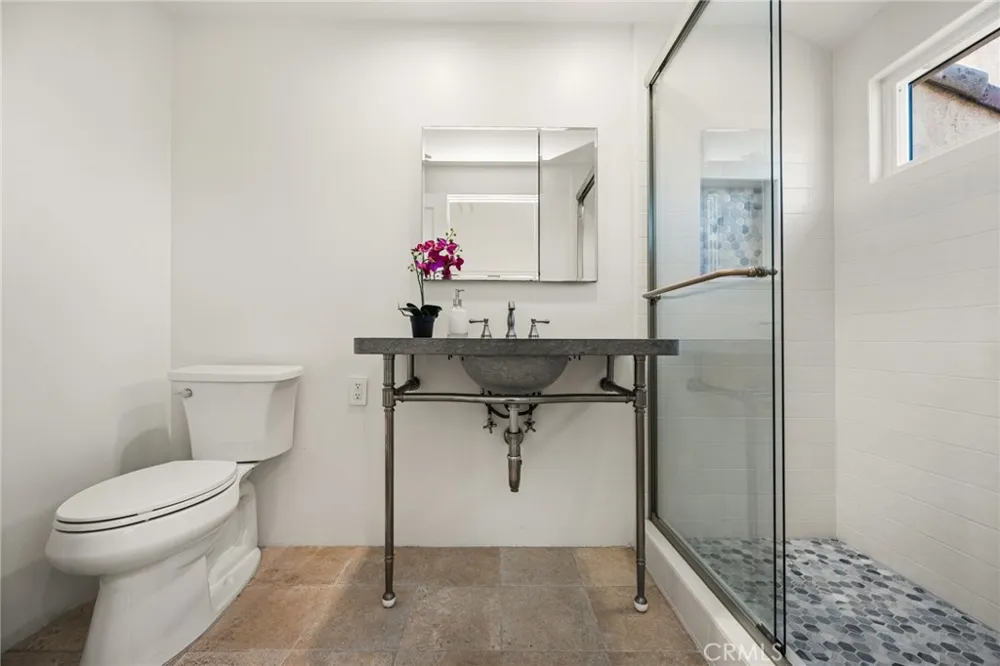 506 Acacia Newport Beach, CA 92625