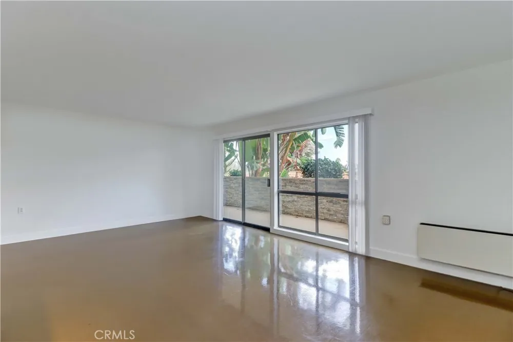 3125 Via Serena #A Laguna Woods, CA 92637