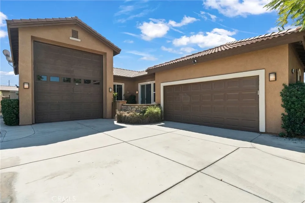 49790 Newman Circle Indio, CA 92201