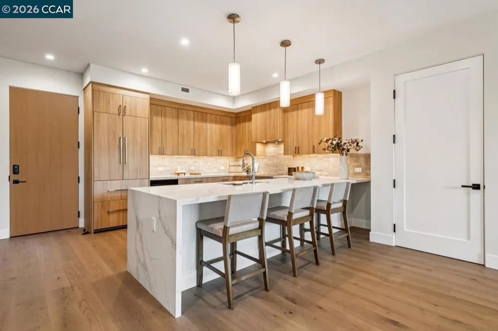 375 W El Pintado Rd #308 Danville, CA 94526