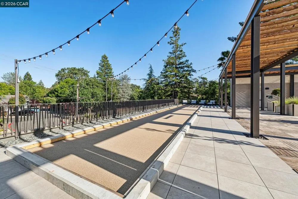 375 W El Pintado Rd #308 Danville, CA 94526
