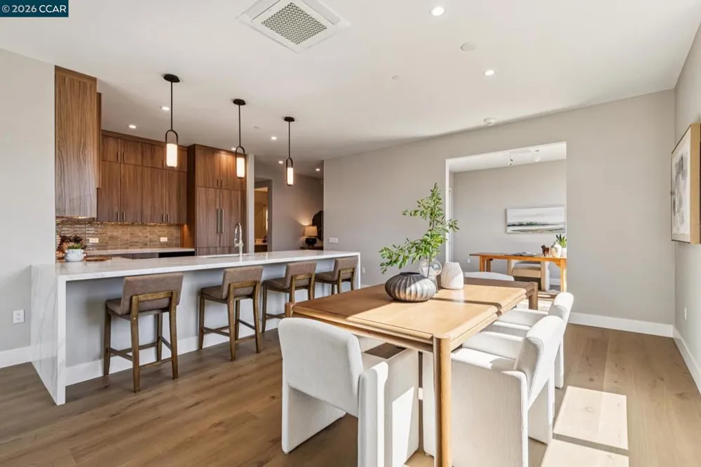 375 W El Pintado Rd #308 Danville, CA 94526