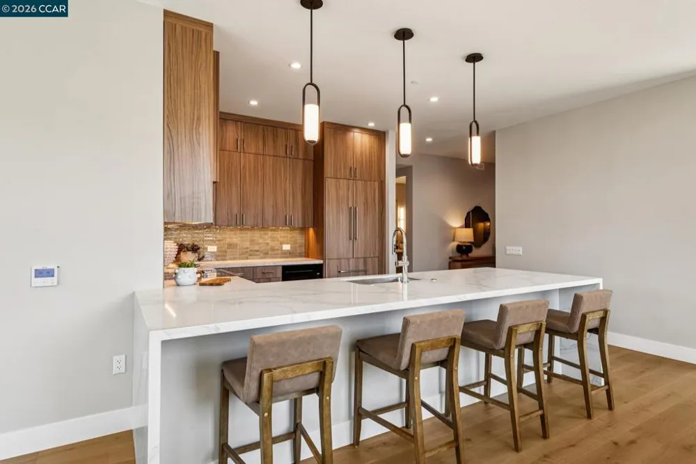 375 W El Pintado Rd #308 Danville, CA 94526