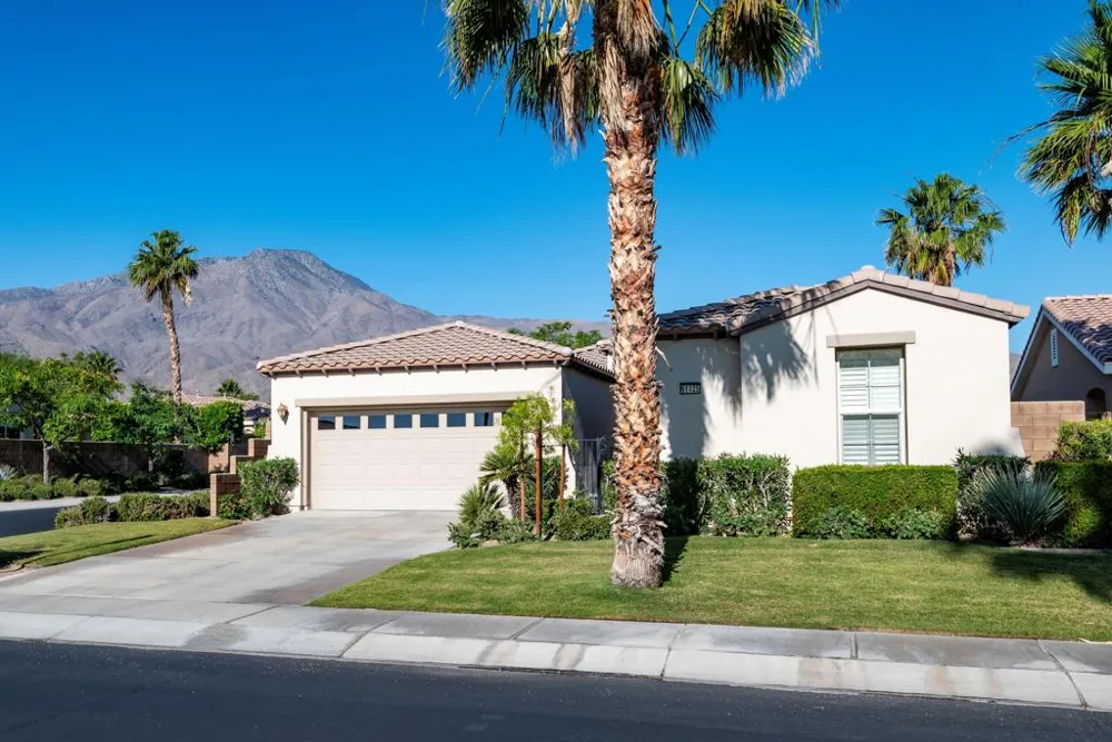 61125 Living Stone Drive La Quinta, CA 92253