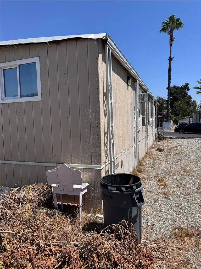 1025 riverside #54 Rialto, CA 92376
