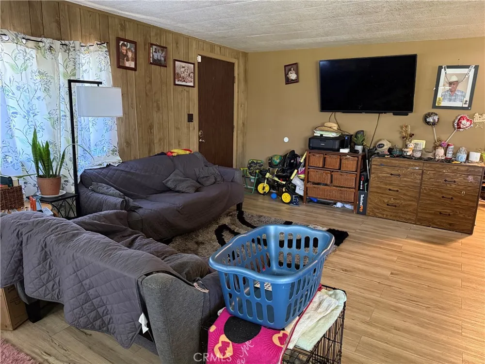 310 E Philadelphia Street #28 Ontario, CA 91761