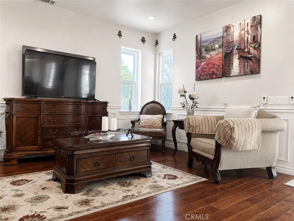7027 Muscatel San Gabriel, CA 91775