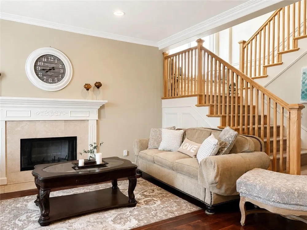 7027 Muscatel San Gabriel, CA 91775