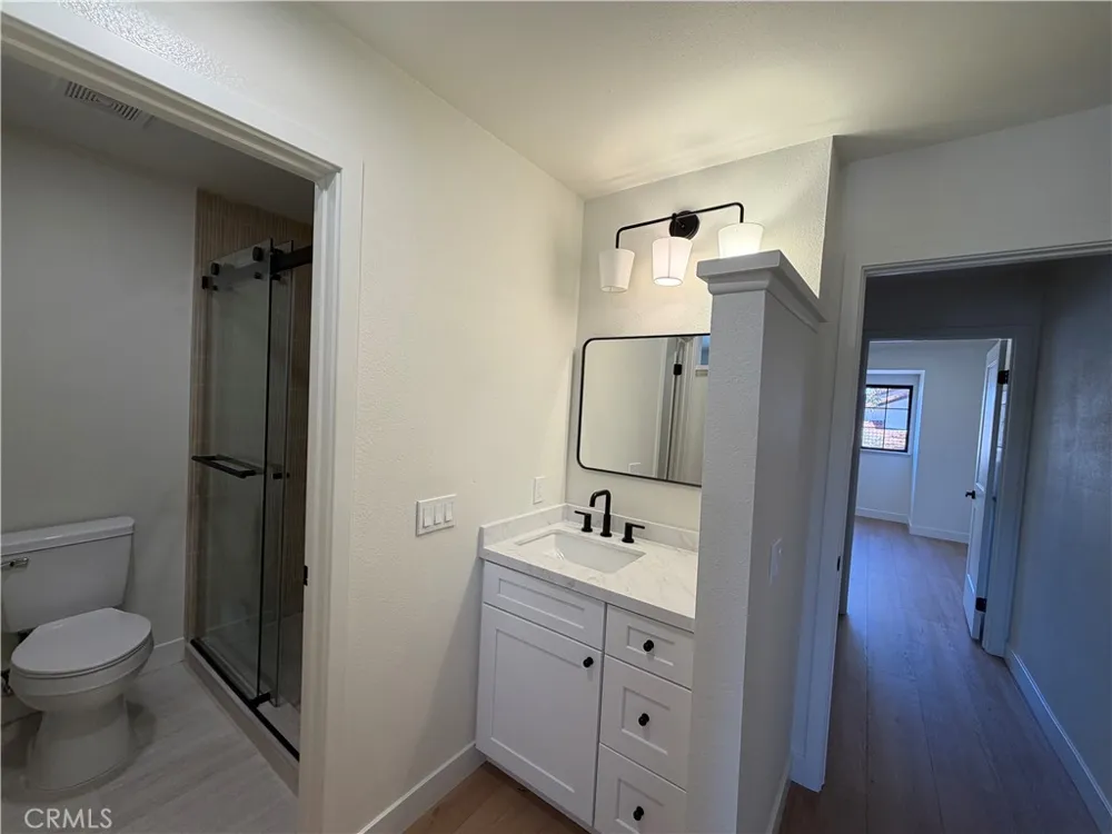 18 Clover Hill Lane #115 Laguna Hills, CA 92653
